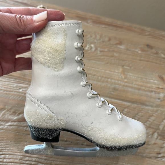 Ice Skate Ornaments Bundle of 9 - Picture 4 of 17